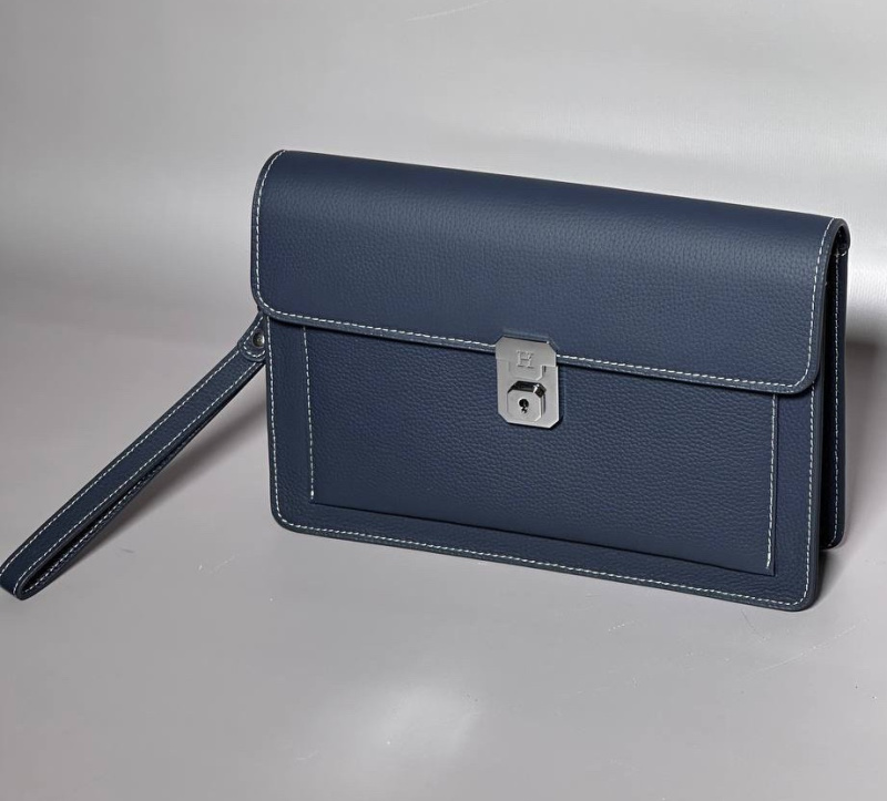 МУЖСКОЙ КЛАТЧ HERMES фото