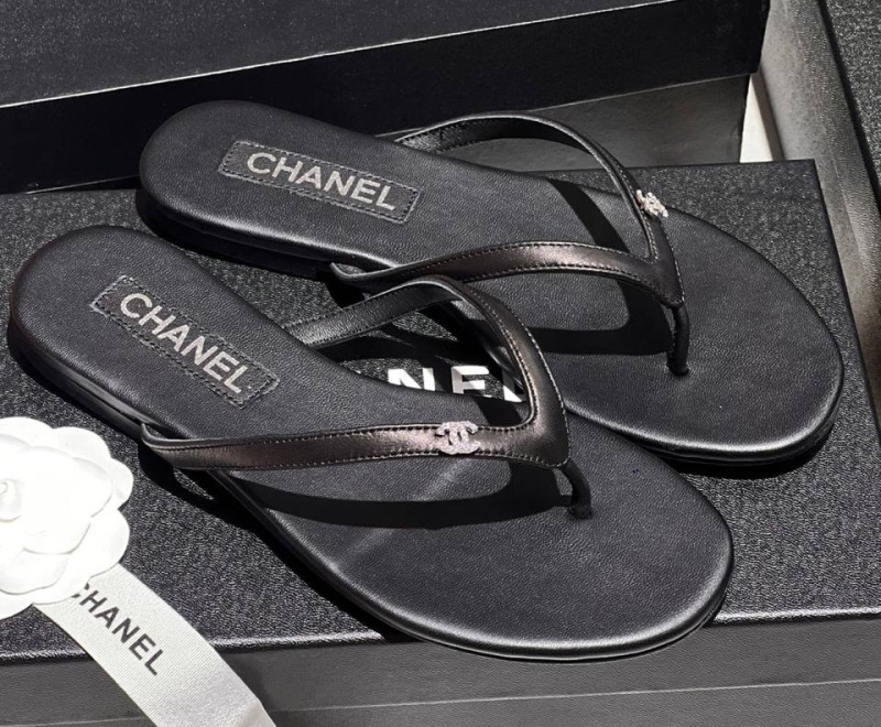 ШЛЕПКИ CHANEL фото