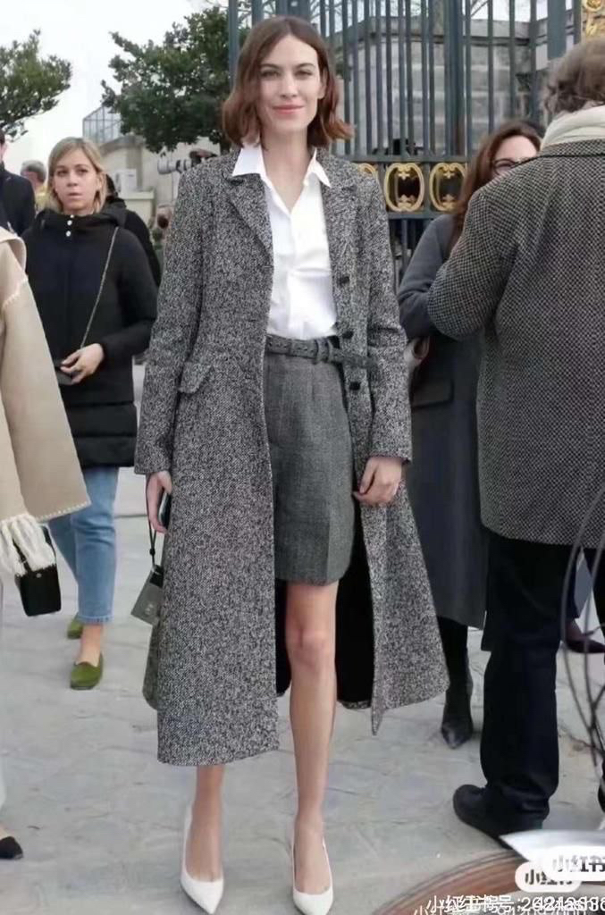 ПАЛЬТО CHRISTIAN DIOR детальное фото