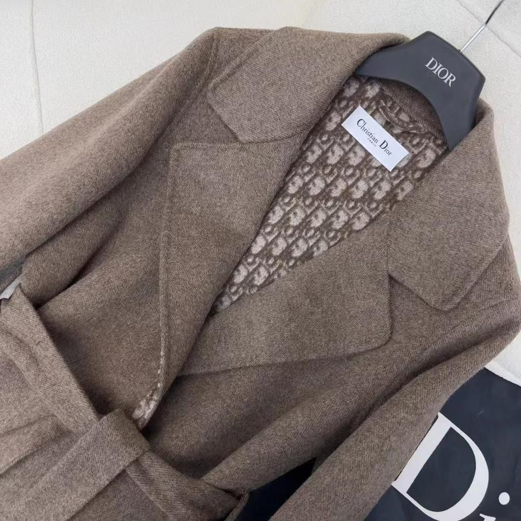 ПАЛЬТО CHRISTIAN DIOR детальное фото