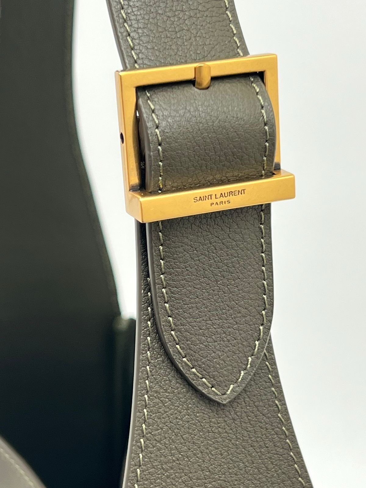 СУМКА SAINT LAURENT детальное фото