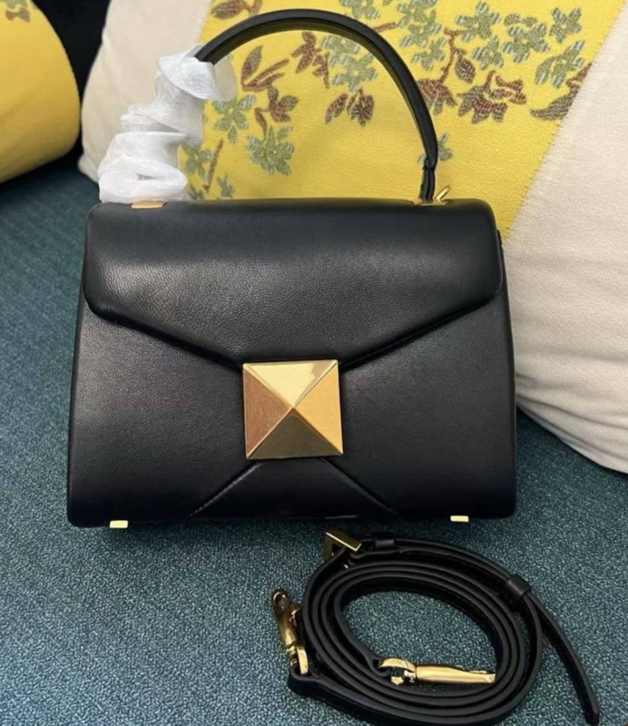 СУМКА VALENTINO фото