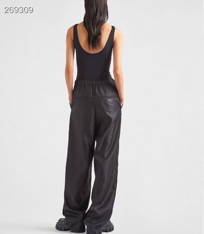 БРЮКИ PRADA детальное фото