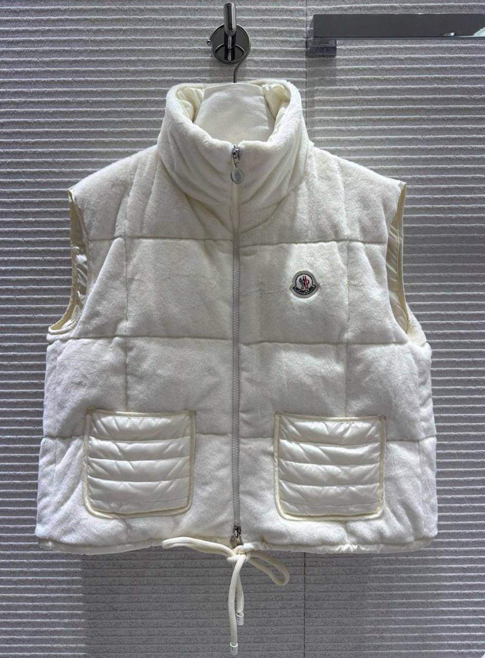 ЖИЛЕТ MONCLER детальное фото