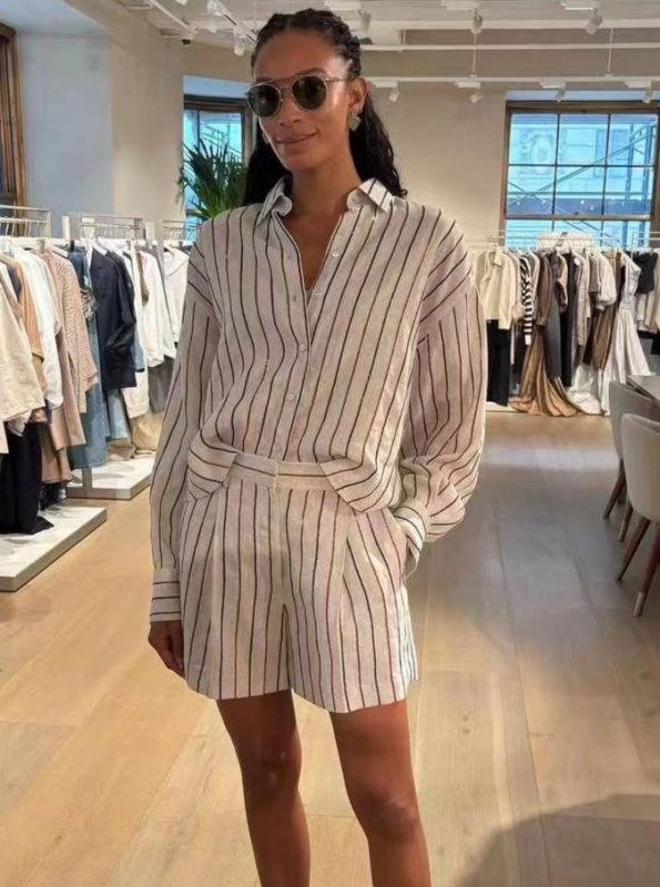 КОСТЮМ BRUNELLO CUCINELLI фото