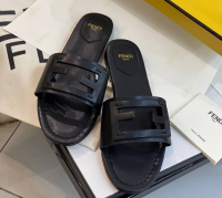 ШЛЕПКИ FENDI фото