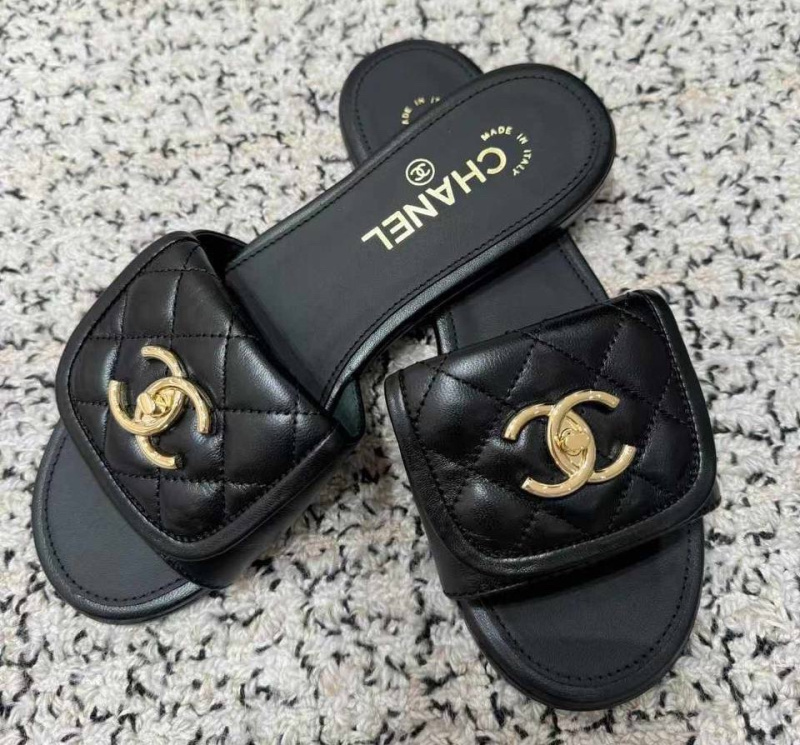 ШЛЕПКИ CHANEL фото