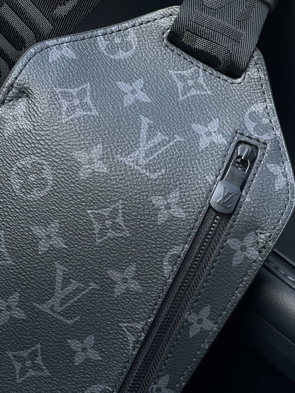 МУЖСКАЯ СУМКА СЛИНГ LOUIS VUITTON детальное фото