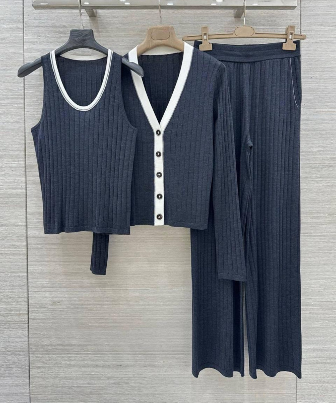 КОСТЮМ BRUNELLO CUCINELLI фото