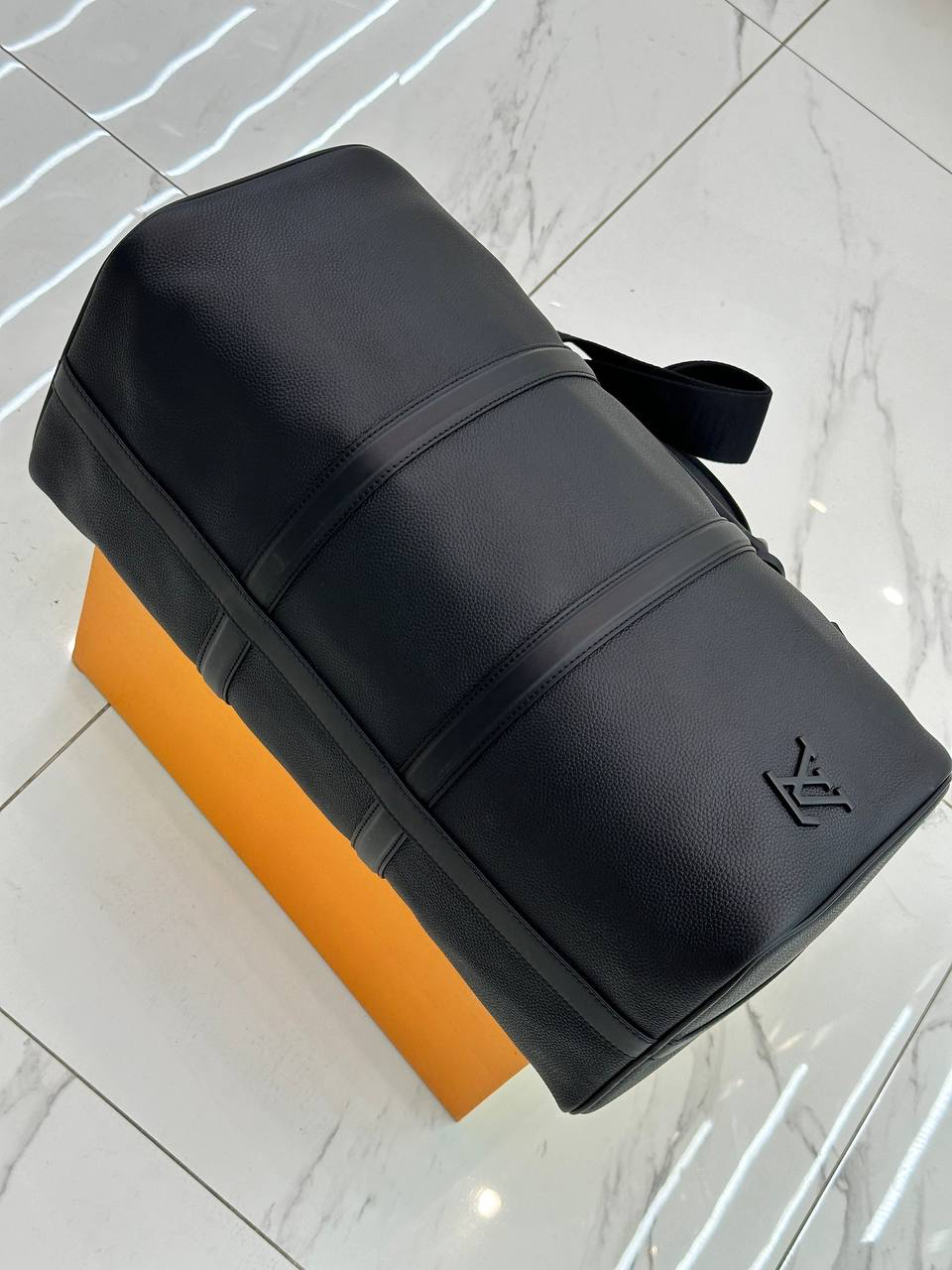 ДОРОЖНАЯ СУМКА LOUIS VUITTON детальное фото
