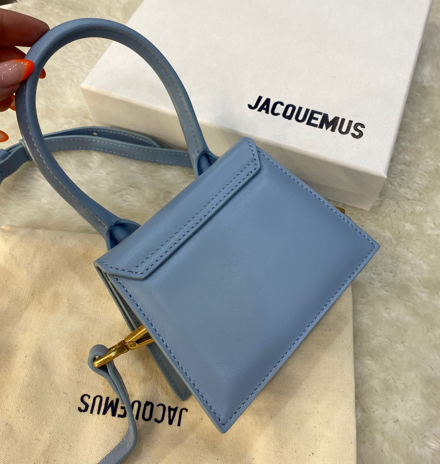 СУМКА JACQUEMUS MINI детальное фото