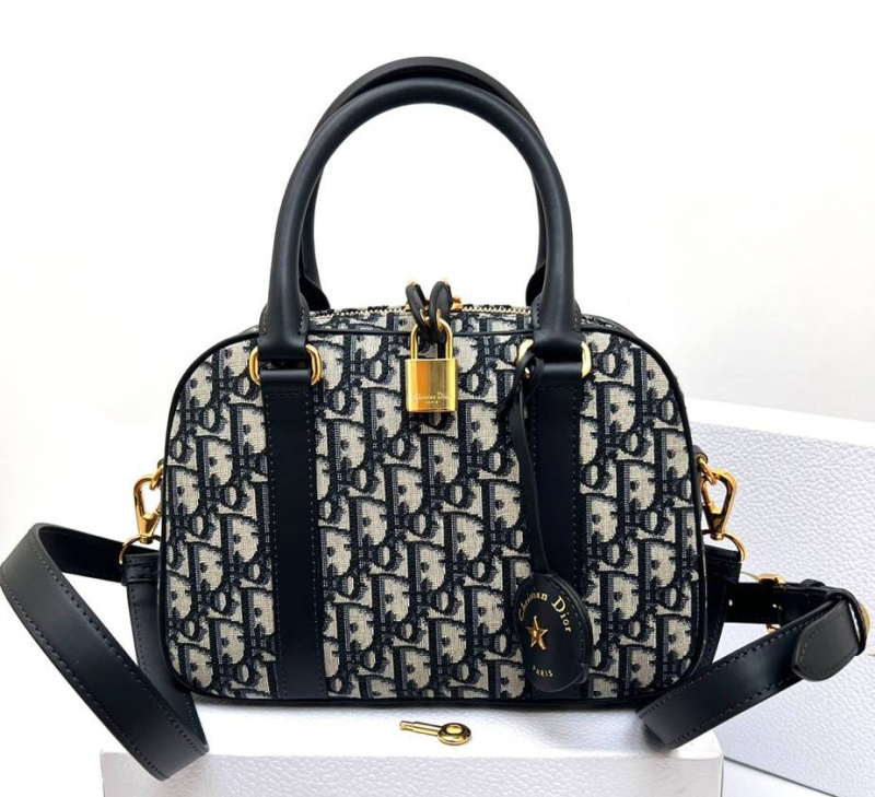 СУМКА CHRISTIAB DIOR фото