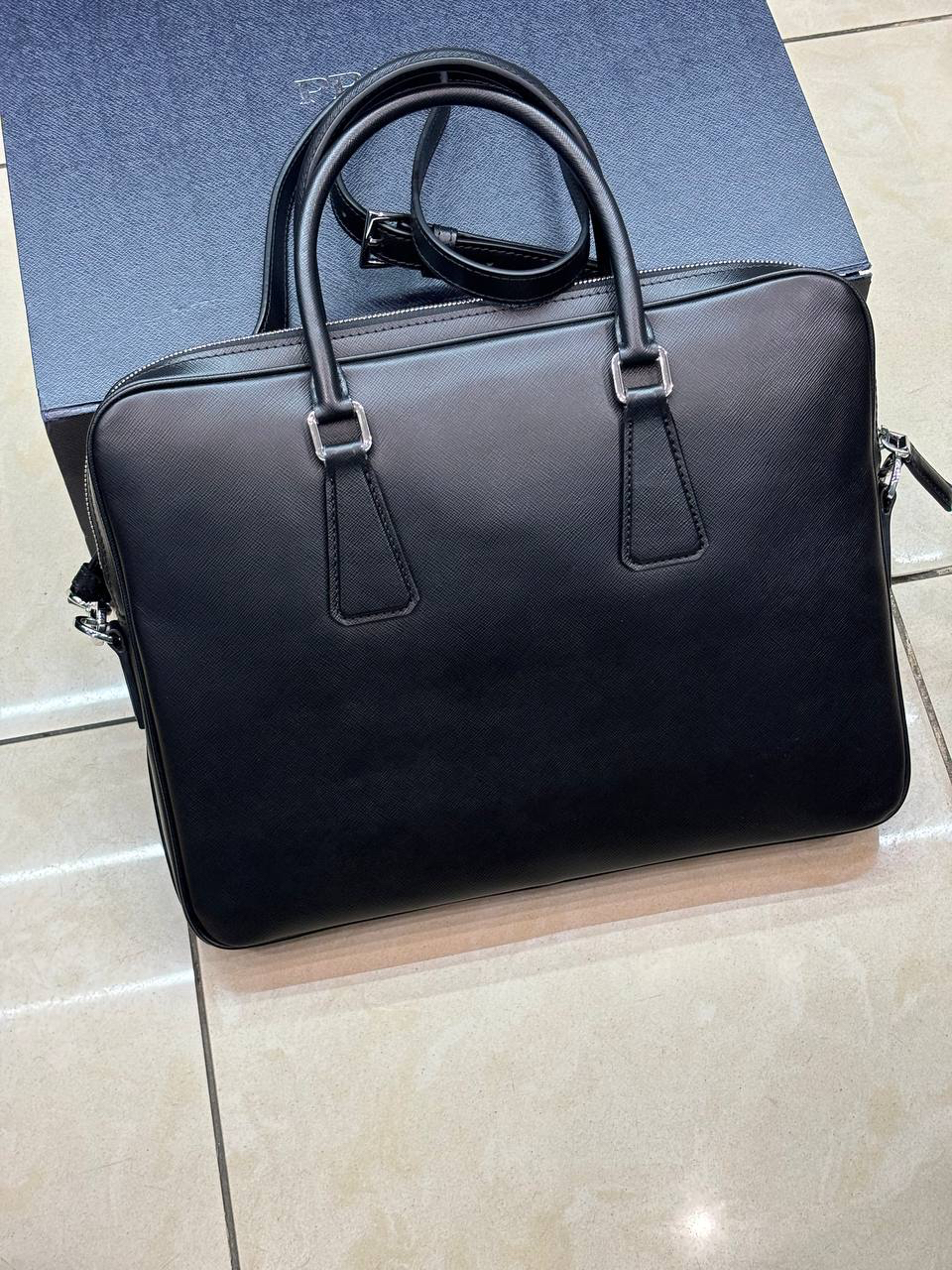 МУЖСКОЙ ПОРТФЕЛЬ PRADA детальное фото