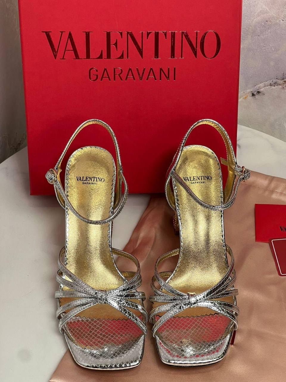 БОСОНОЖКИ VALENTINO детальное фото