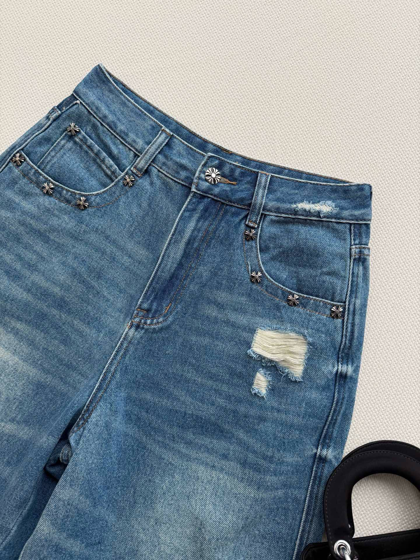 ШОРТЫ CHROME HEARTS детальное фото
