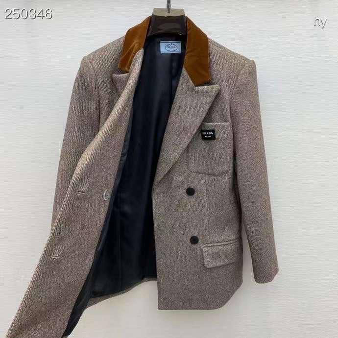 ПИДЖАК PRADA детальное фото