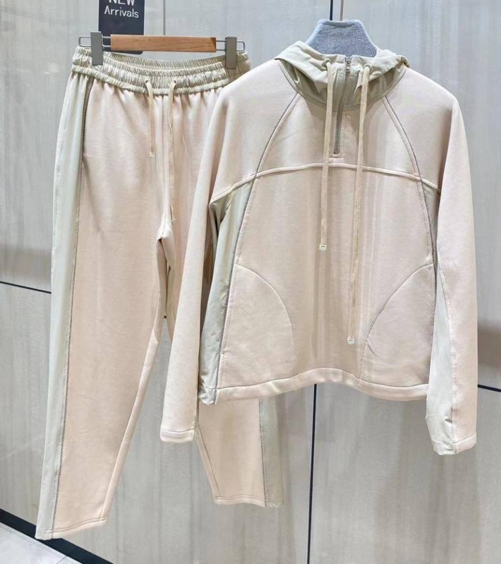 КОСТЮМ BRUNELLO CUCINELLI фото