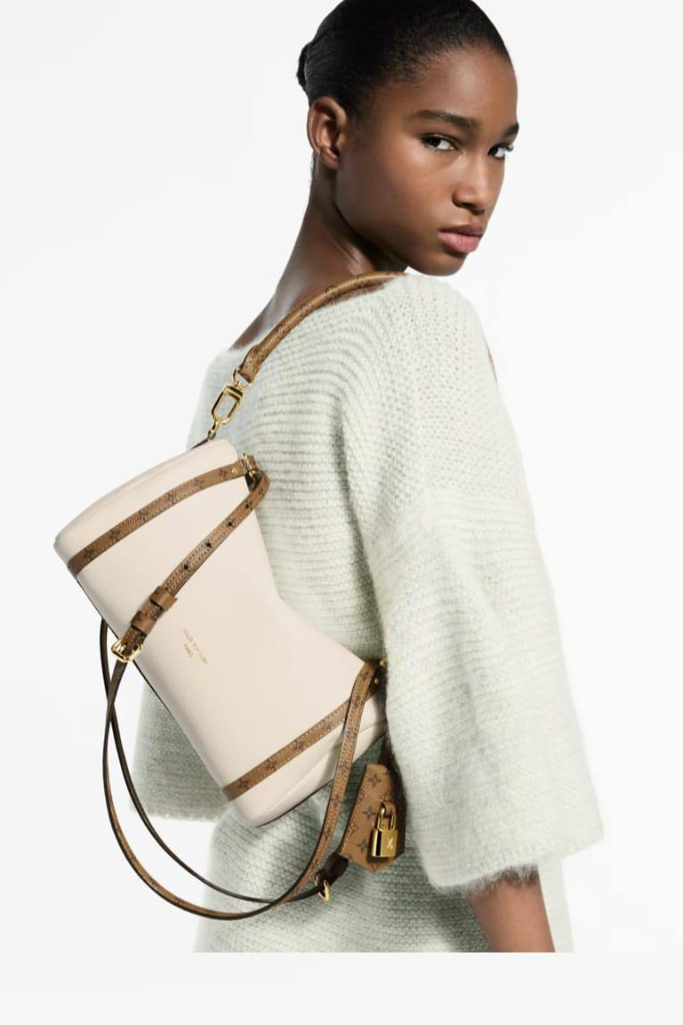 СУМКА LOUIS VUITTON детальное фото