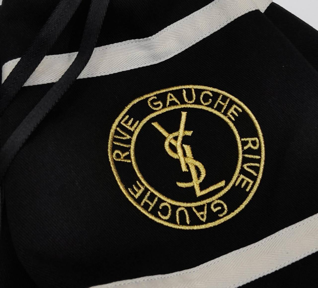 СУМКА SAINT LAURENT детальное фото