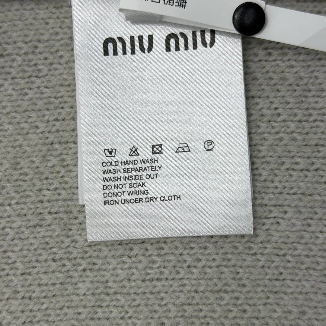 КАРДИГАН MIU MIU детальное фото