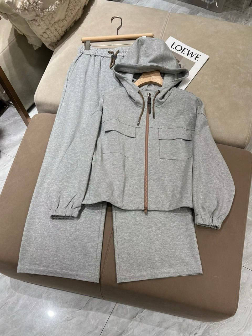 КОСТЮМ BRUNELLO CUCINELLI детальное фото