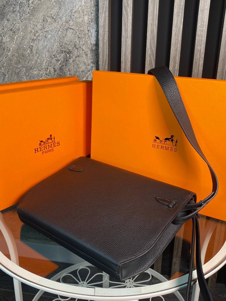 МУЖСКАЯ СУМКА МЕССЕНДЖЕР HERMES детальное фото
