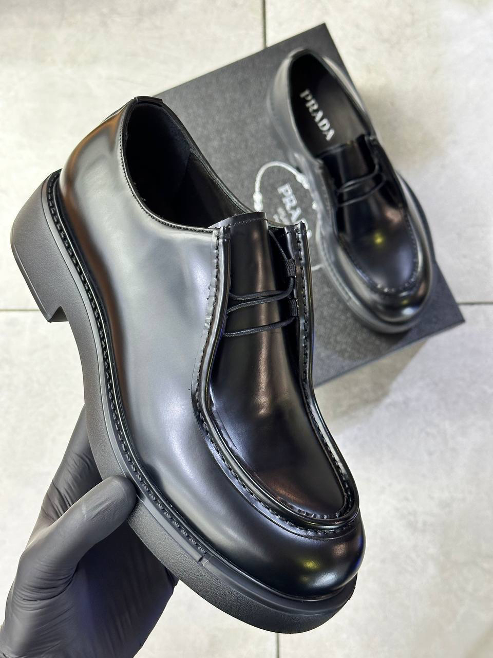 МУЖСКИЕ ТУФЛИ PRADA детальное фото
