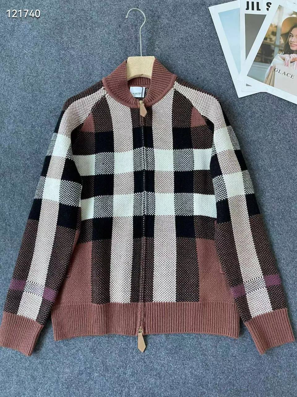 БОМБЕР BURBERRY детальное фото