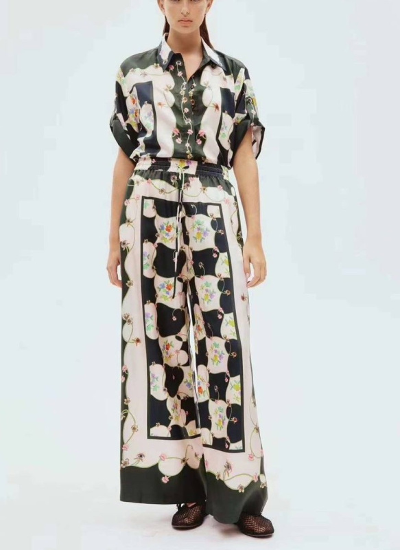 КОСТЮМ ALEMAIS фото