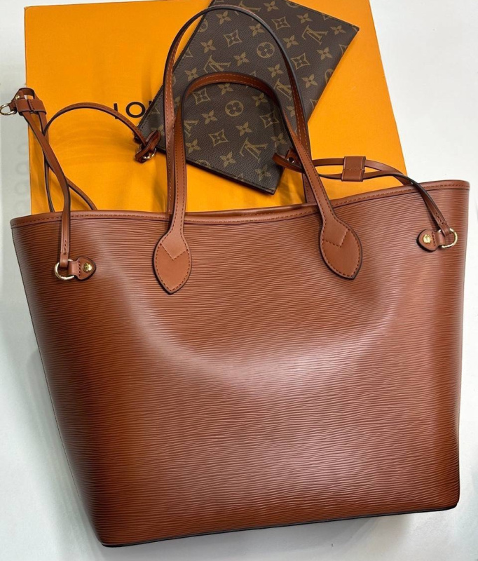 СУМКА LOUIS VUITTON фото