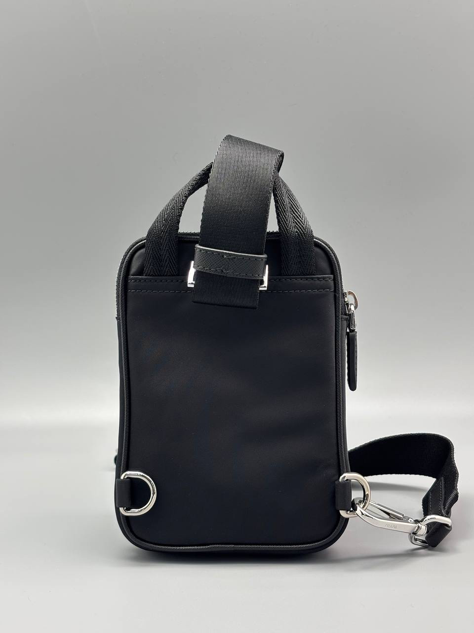 СУМКА СЛИНГ PRADA детальное фото
