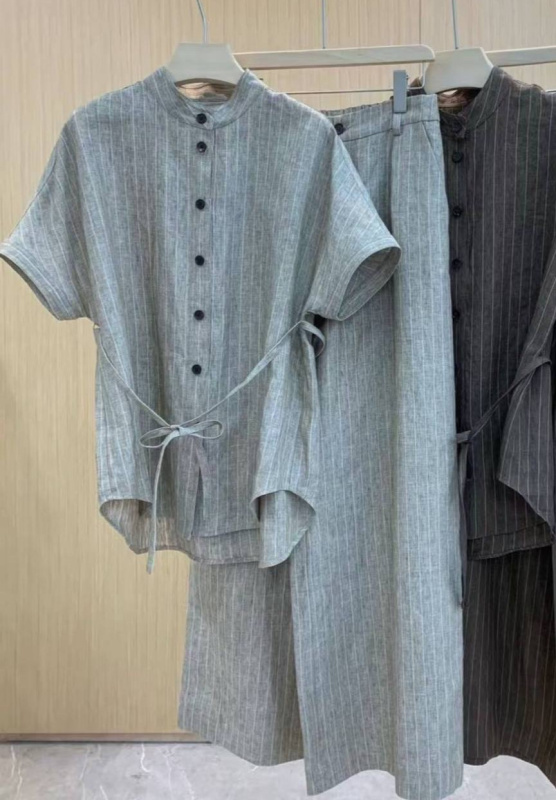 КОСТЮМ BRUNELLO CUCINELLI фото