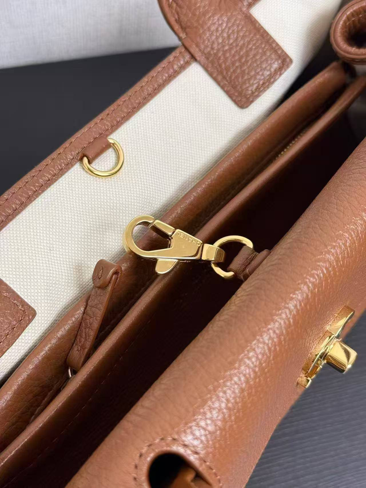 СУМКА CHANEL SMALL SHOPPING детальное фото