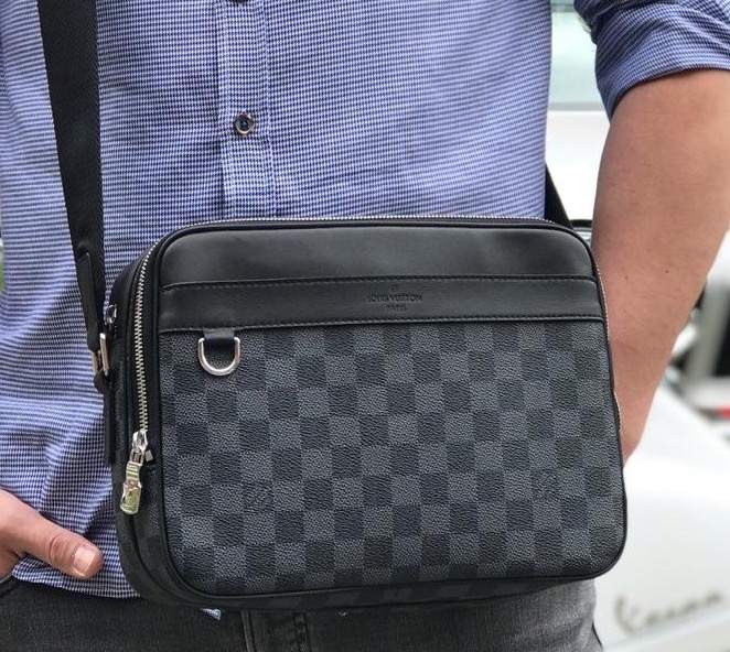 МУЖСКАЯ СУМКА МЕССЕНДЖЕР LOUIS VUITTON фото