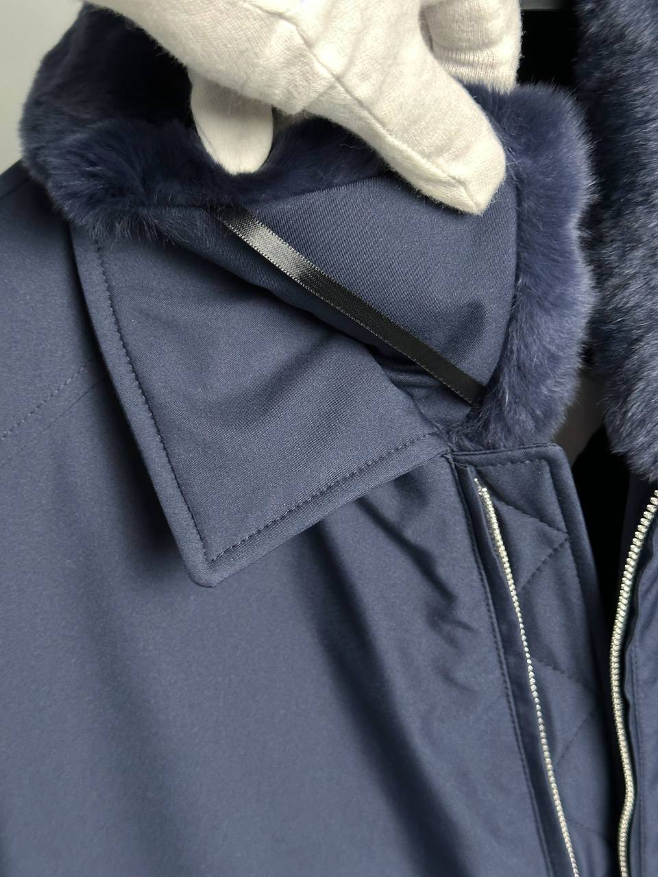 МУЖСКАЯ КУРТКА BRUNELLO CUCINELLI детальное фото
