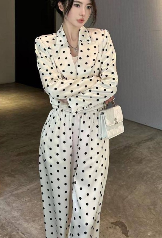 КОСТЮМ SAINT LAURENT фото