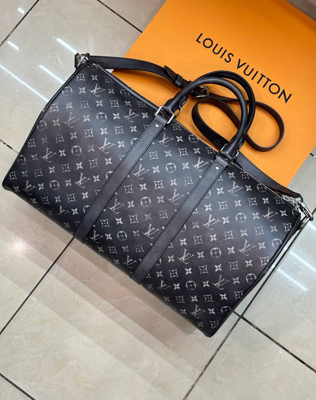 ДОРОЖНАЯ СУМКА LOUIS VUITTON детальное фото