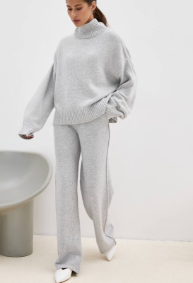 КОСТЮМ LORO PIANA фото