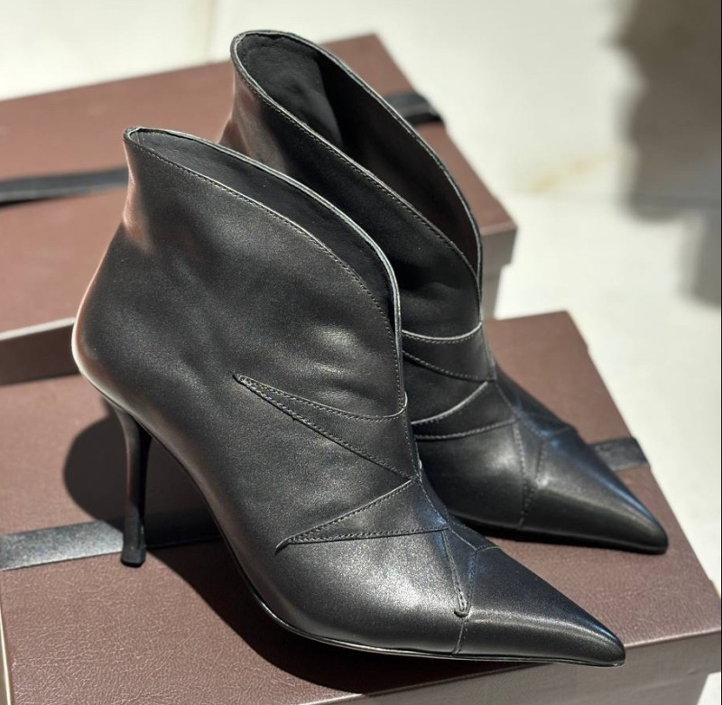 БОТИЛЬОНЫ ALAIA фото