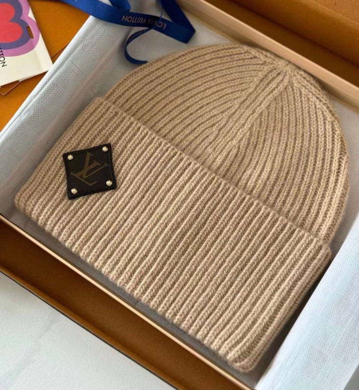 ШАПКА LOUIS VUITTON фото