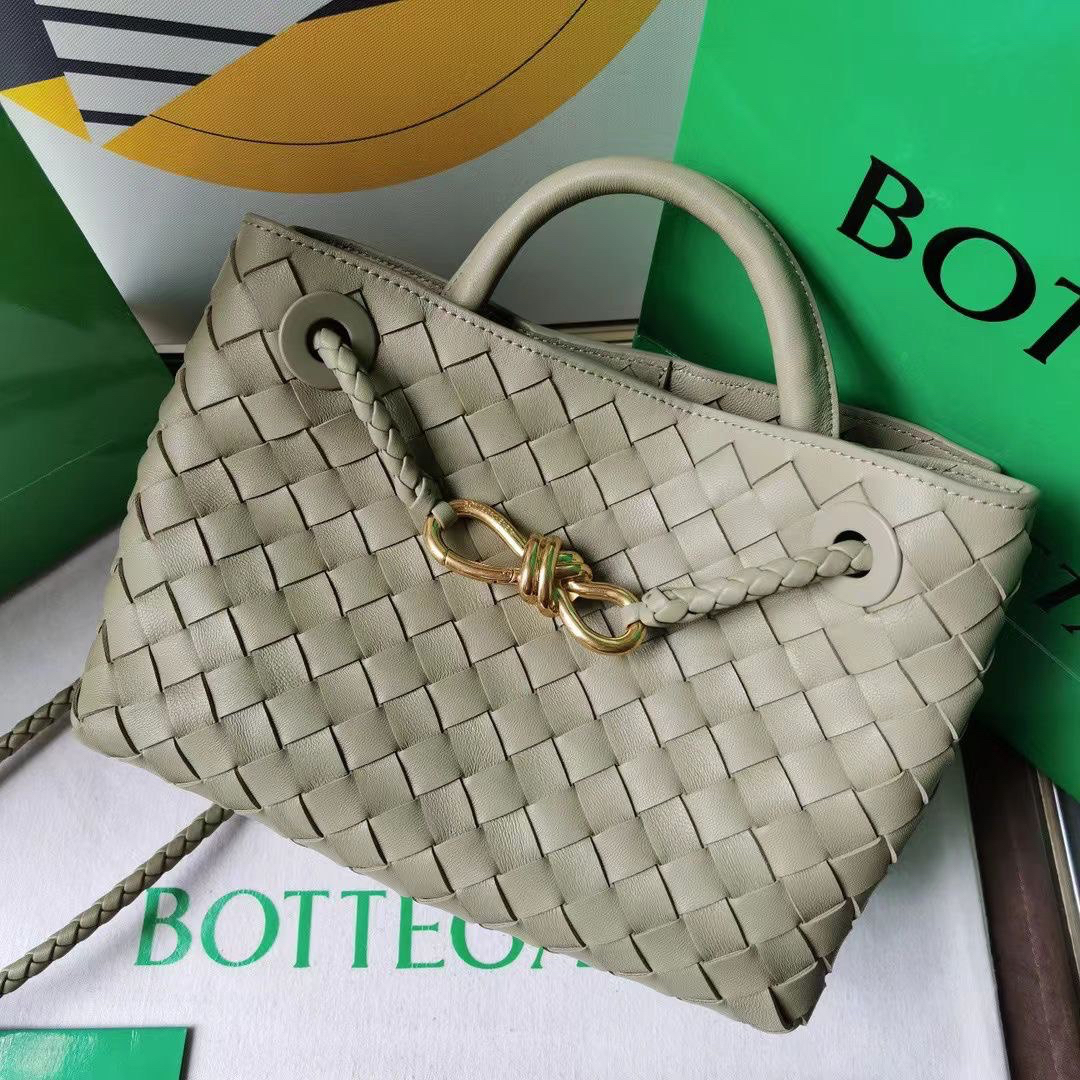 СУМКА BOTTEGA VENETA детальное фото