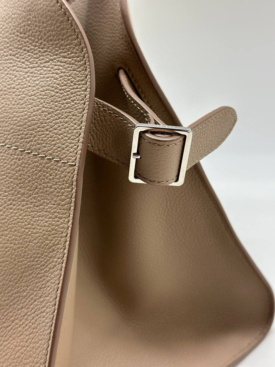 СУМКА THE ROW MARGAUX 15 детальное фото