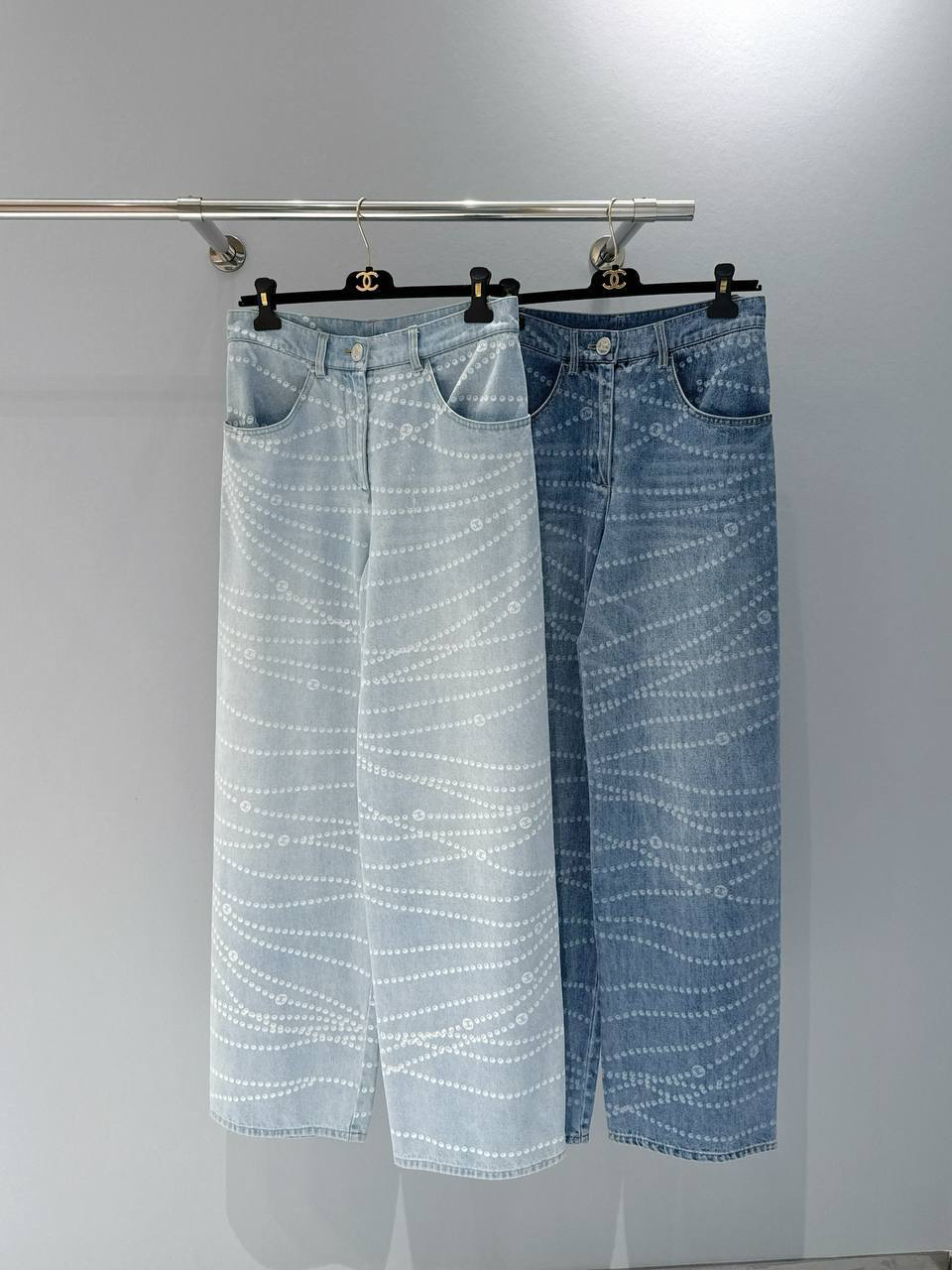 ДЖИНСЫ CHANEL детальное фото