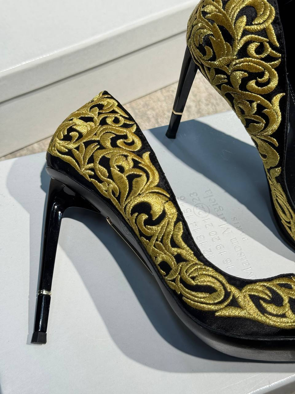 ТУФЛИ TARO ISHIDA детальное фото