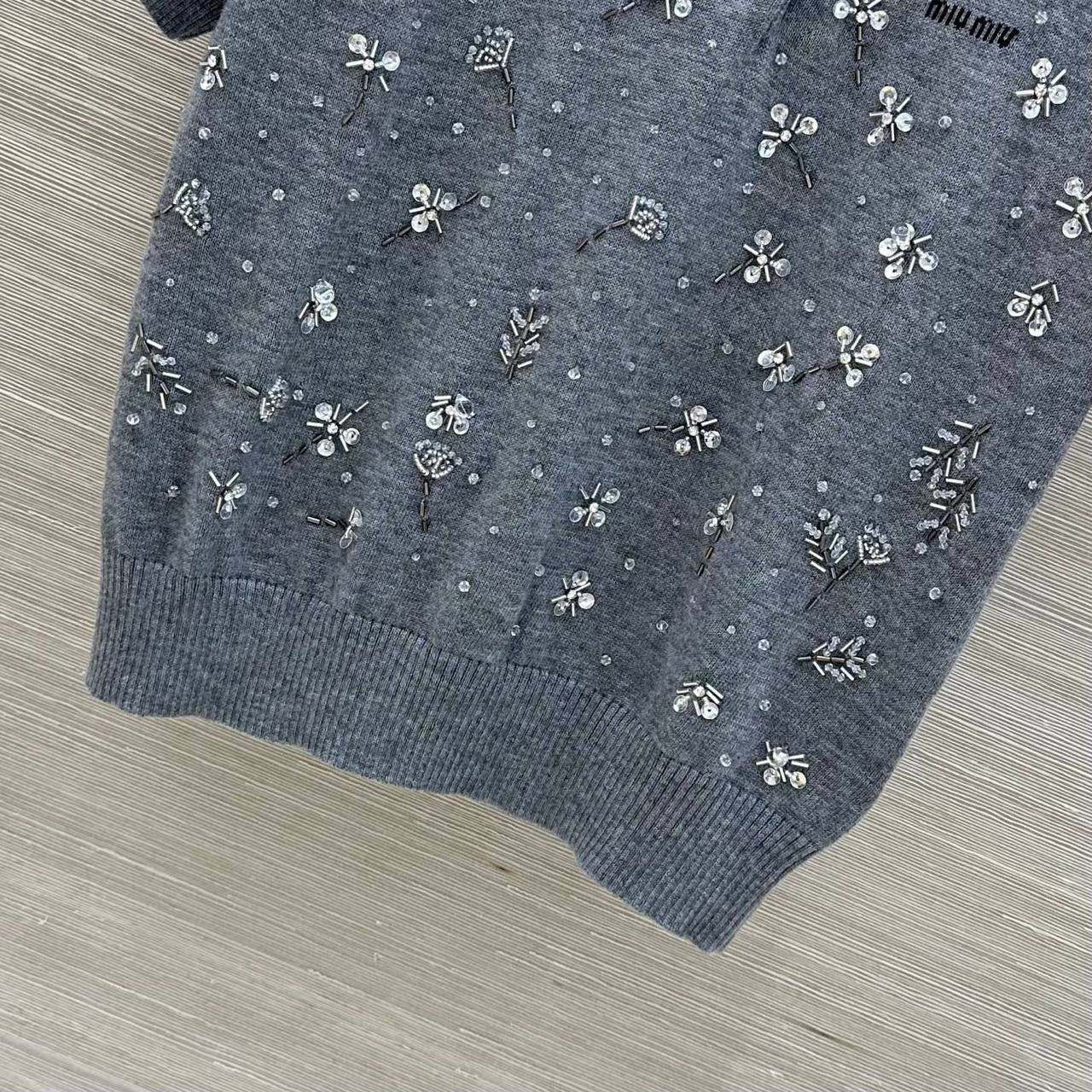 ПОЛО MIU MIU детальное фото