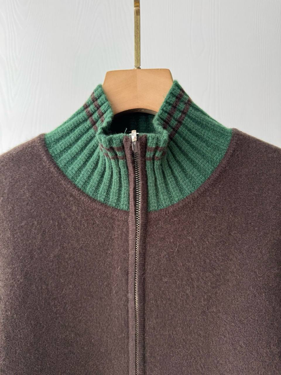 КОСТЮМ LORO PIANA детальное фото