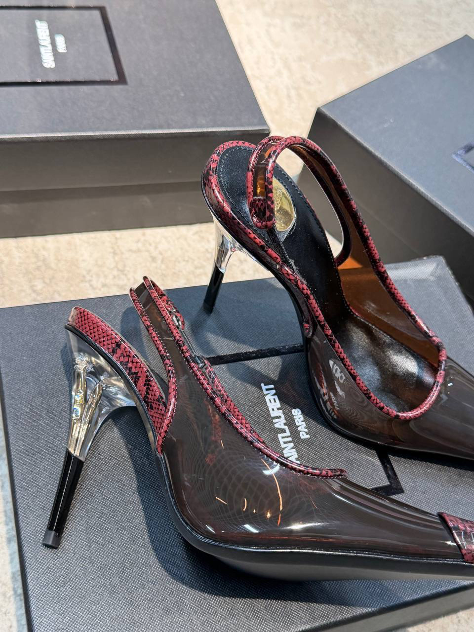 ТУФЛИ SAINT LAURENT детальное фото