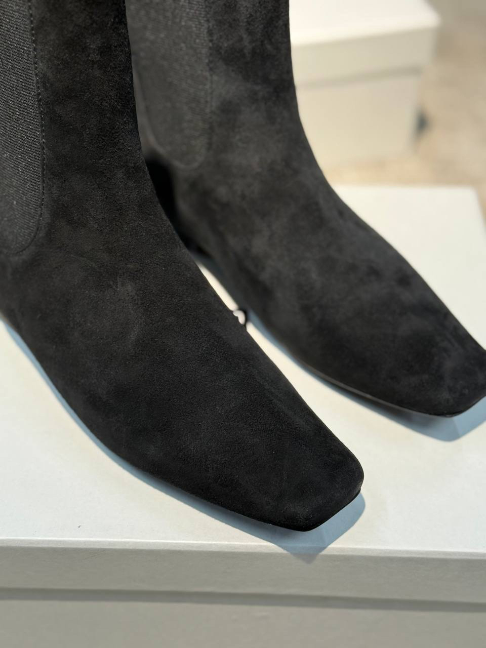 БОТИЛЬОНЫ TOTEME детальное фото