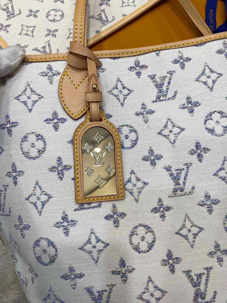 СУМКА LOUIS VUITTON детальное фото