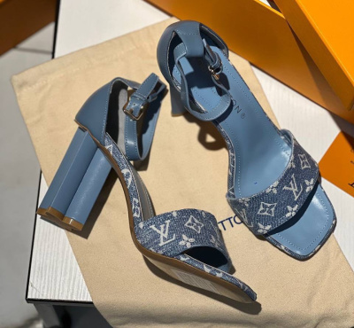БОСОНОЖКИ LOUIS VUITTON фото